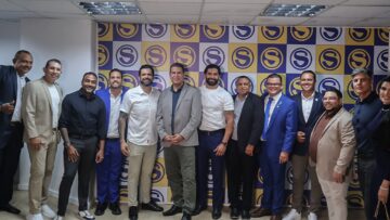 Lideranças e representantes da SGroup Nacional reunidos em registro institucional que marca o lançamento da nova Sede Ceará, a unificação das quatro regionais cearenses e uma nova fase de fortalecimento da gestão e expansão nacional da instituição.