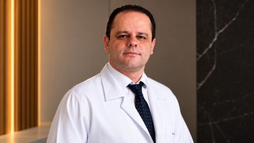 Dr. Fábio Thadeu Ferreira, urologista, afirma que a resistência na busca por atendimento médico deve mudar com informação, acompanhamento regular e decisões sobre a própria saúde.